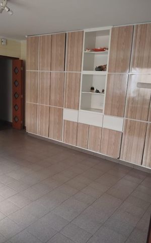 Casa à venda com 260m², 4 quartos e 2 vagas Casa à venda com 260m², 4 quartos e 2 vagasCorredor