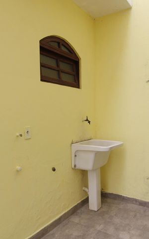 Casa de condomínio para alugar com 60m², 2 quartos e 1 vagaÁrea de Serviço