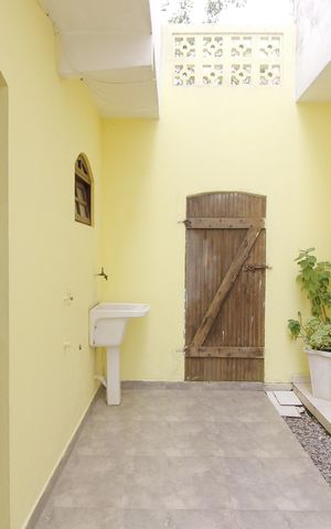 Casa de condomínio para alugar com 60m², 2 quartos e 1 vagaÁrea de Serviço