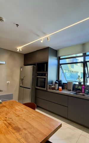 Apartamento à venda com 77m², 1 quarto e 2 vagas