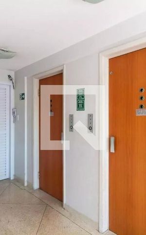 Apartamento à venda com 55m², 2 quartos e 1 vaga Apartamento à venda com 55m², 2 quartos e 1 vagaHall social