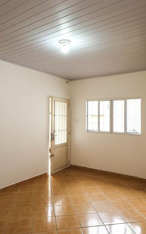 Casa para alugar com 80m², 2 quartos e sem vagaSala