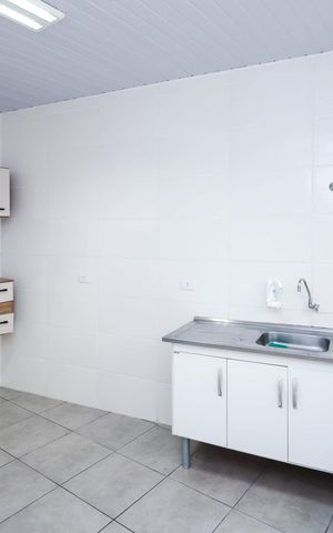 Casa para alugar com 80m², 2 quartos e sem vagaCozinha