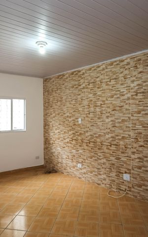 Casa para alugar com 80m², 2 quartos e sem vagaSala