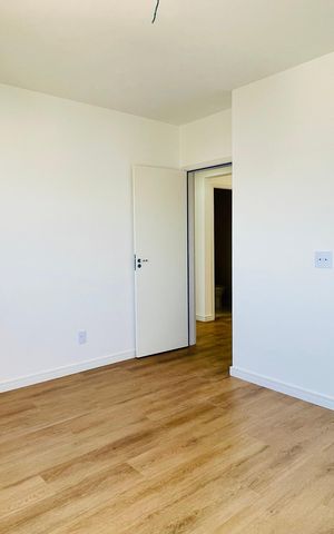 Apartamento para alugar com 131m², 4 quartos e 1 vaga Apartamento para alugar com 131m², 4 quartos e 1 vagaQuarto