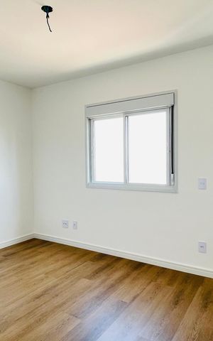 Apartamento para alugar com 131m², 4 quartos e 1 vaga Apartamento para alugar com 131m², 4 quartos e 1 vagaQuarto