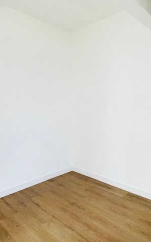 Apartamento para alugar com 131m², 4 quartos e 1 vaga Apartamento para alugar com 131m², 4 quartos e 1 vagaQuarto