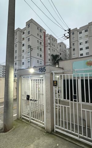 Apartamento para alugar com 45m², 2 quartos e 1 vaga Apartamento para alugar com 45m², 2 quartos e 1 vagaFachada e portaria