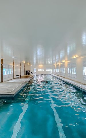 Apartamento para alugar com 77m², 2 quartos e 2 vagasÁrea comum - Piscina