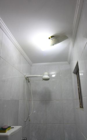 Casa à venda com 300m², 3 quartos e 5 vagasBanheiro da área de lazer
