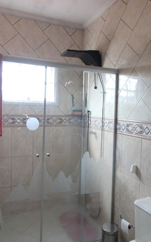 Casa à venda com 300m², 3 quartos e 5 vagasBanheiro da Suíte