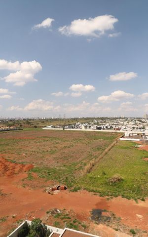 Apartamento para alugar com 103m², 3 quartos e 2 vagasVista