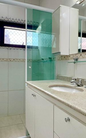 Apartamento para alugar com 53m², 1 quarto e 1 vaga Apartamento para alugar com 53m², 1 quarto e 1 vagaBanheiro da Suíte