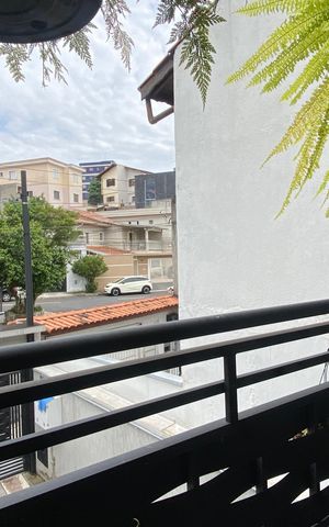 Casa à venda com 127m², 2 quartos e 2 vagas Casa à venda com 127m², 2 quartos e 2 vagasSuíte 1 - Varanda
