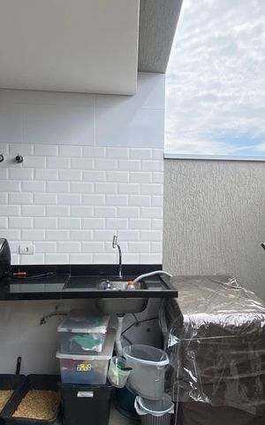Casa à venda com 127m², 2 quartos e 2 vagas Casa à venda com 127m², 2 quartos e 2 vagasÁrea de Serviço