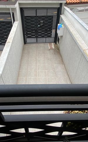 Casa à venda com 127m², 2 quartos e 2 vagas Casa à venda com 127m², 2 quartos e 2 vagasSuíte 1 - Varanda