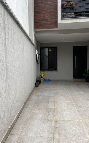 Casa à venda com 127m², 2 quartos e 2 vagas Casa à venda com 127m², 2 quartos e 2 vagasGaragem