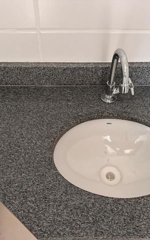 Apartamento à venda com 46m², 2 quartos e 1 vagaBanheiro Social