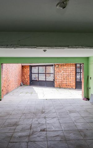 Casa para alugar com 175m², 3 quartos e 5 vagas Casa para alugar com 175m², 3 quartos e 5 vagasGaragem