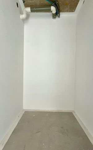 Apartamento à venda com 198m², 3 quartos e 3 vagas Apartamento à venda com 198m², 3 quartos e 3 vagasCloset da suíte 3