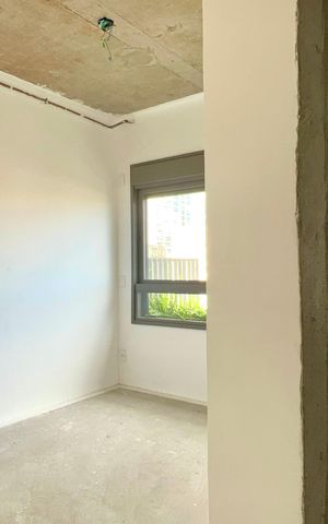 Apartamento à venda com 198m², 3 quartos e 3 vagas Apartamento à venda com 198m², 3 quartos e 3 vagasSuíte 1