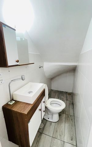Casa de condomínio para alugar com 100m², 2 quartos e 2 vagas Casa de condomínio para alugar com 100m², 2 quartos e 2 vagasLavabo
