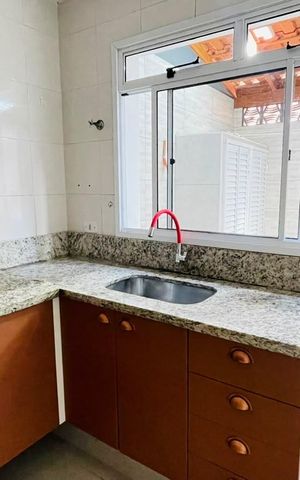 Casa de condomínio para alugar com 100m², 2 quartos e 2 vagas Casa de condomínio para alugar com 100m², 2 quartos e 2 vagasCozinha
