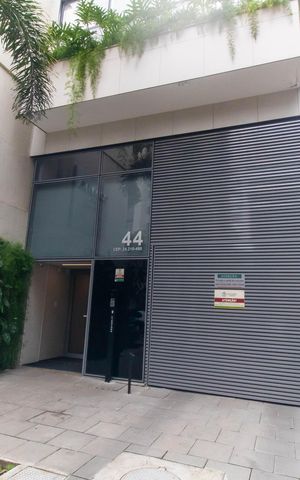 Studio para alugar com 32m², 1 quarto e sem vaga Studio para alugar com 32m², 1 quarto e sem vagaFachada