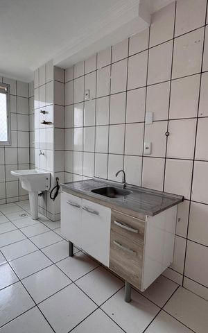 Apartamento para alugar com 54m², 2 quartos e 1 vaga Apartamento para alugar com 54m², 2 quartos e 1 vagaCozinha e Área de Serviço