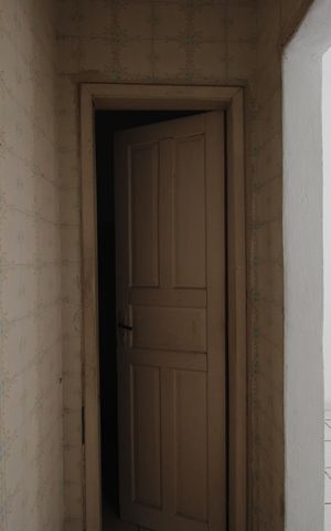 Casa de condomínio para alugar com 76m², 1 quarto e sem vagaSala - Corredor
