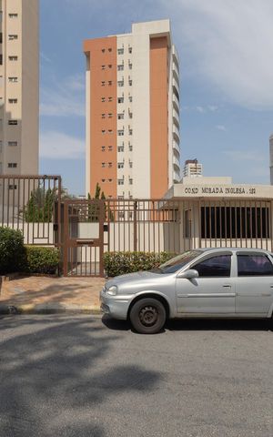 Apartamento para alugar com 60m², 2 quartos e 1 vaga Apartamento para alugar com 60m², 2 quartos e 1 vagaFachada