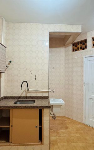 Apartamento à venda com 60m², 1 quarto e 1 vaga