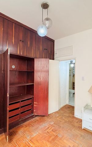 Apartamento à venda com 60m², 1 quarto e 1 vaga
