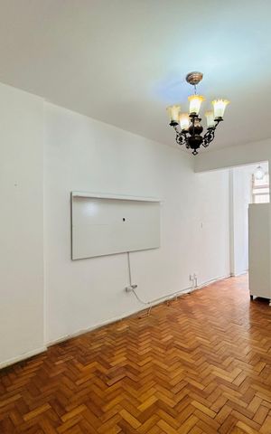 Apartamento à venda com 60m², 1 quarto e 1 vaga