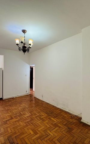 Apartamento à venda com 60m², 1 quarto e 1 vaga