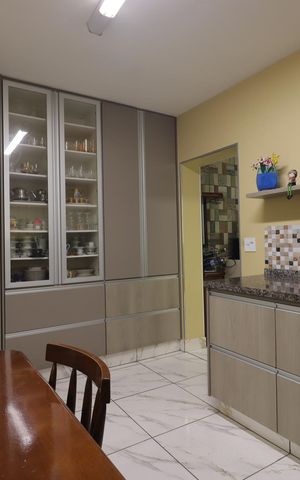 Casa à venda com 364m², 3 quartos e 2 vagasCozinha