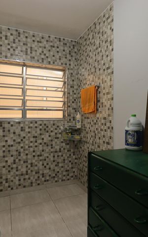 Casa à venda com 364m², 3 quartos e 2 vagasBanheiro 1