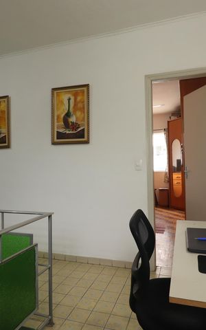 Casa à venda com 364m², 3 quartos e 2 vagasCorredor do segundo piso