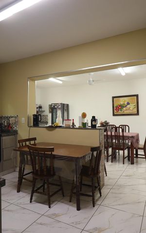 Casa à venda com 364m², 3 quartos e 2 vagasCozinha
