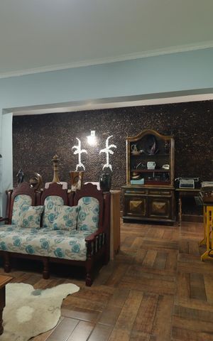 Casa à venda com 364m², 3 quartos e 2 vagasSala