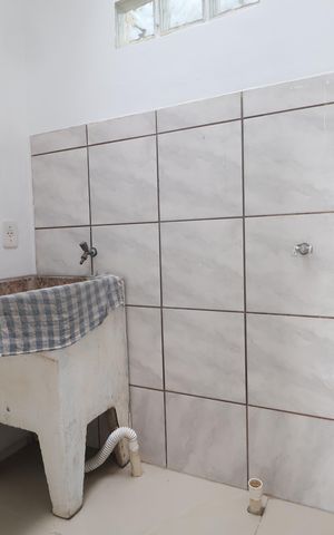 Casa à venda com 48m², 2 quartos e sem vagaLavanderia 