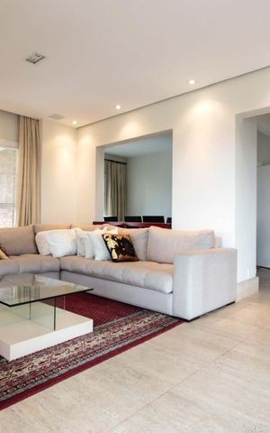 Apartamento para alugar com 260m², 4 quartos e 4 vagas