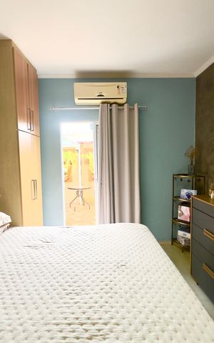 Casa à venda com 190m², 3 quartos e 2 vagas Casa à venda com 190m², 3 quartos e 2 vagasQuarto 3