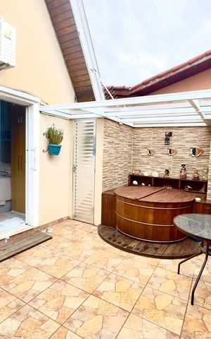Casa à venda com 190m², 3 quartos e 2 vagas Casa à venda com 190m², 3 quartos e 2 vagasEspaço relaxamento