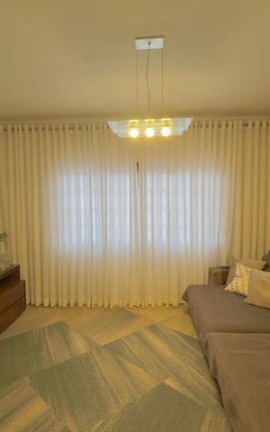 Casa à venda com 190m², 3 quartos e 2 vagas Casa à venda com 190m², 3 quartos e 2 vagasSala