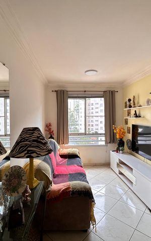 Apartamento para alugar com 50m², 2 quartos e 1 vaga Apartamento para alugar com 50m², 2 quartos e 1 vagaSala
