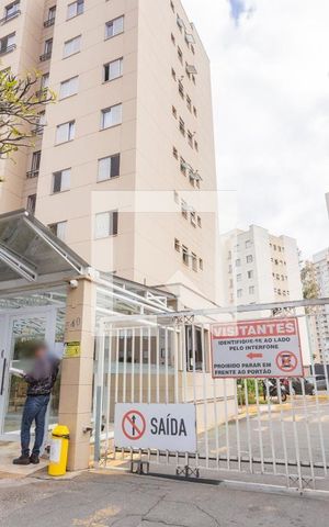 Apartamento para alugar com 50m², 2 quartos e 1 vaga Apartamento para alugar com 50m², 2 quartos e 1 vagaFachada