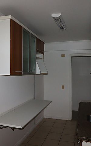 Apartamento à venda com 86m², 2 quartos e 2 vagasCozinha