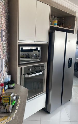Apartamento à venda com 160m², 3 quartos e 3 vagas Apartamento à venda com 160m², 3 quartos e 3 vagasCozinha