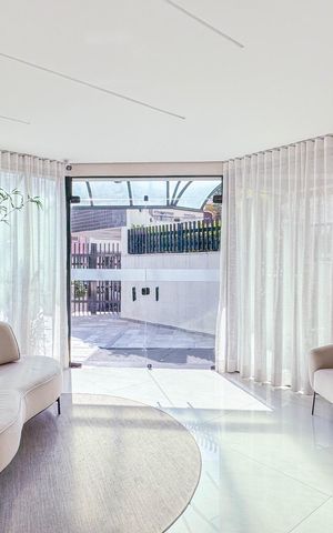 Apartamento à venda com 160m², 3 quartos e 3 vagas Apartamento à venda com 160m², 3 quartos e 3 vagasÁrea externa